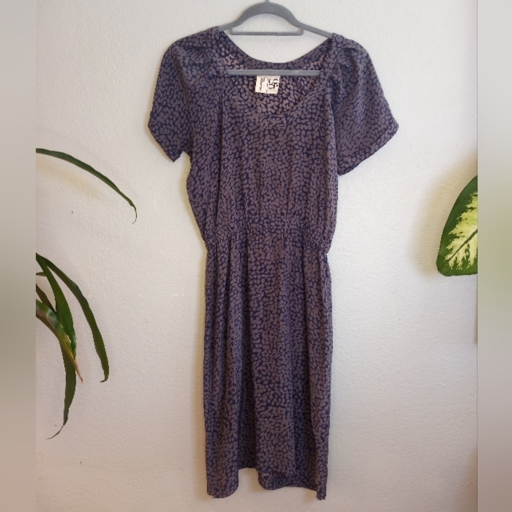 Twelfth St. By Cynthia Vincent For Barneys 100 Percent Silk Blue And Grey Dress